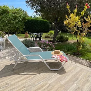Appartement Rez De Proche Port Et Plages De, Sanary-sur-Mer